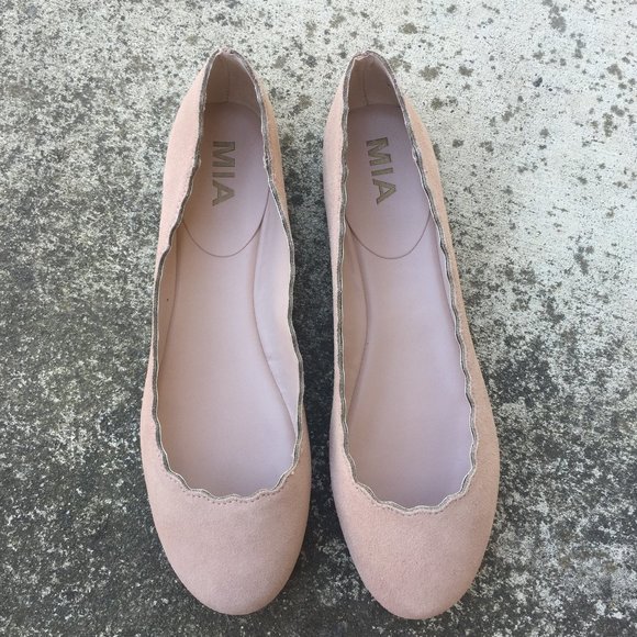 NIB MIA Gianna Blush Suede Flats, sz 9 - Picture 1 of 9